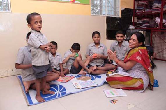 Lorem ipsum dolor sit amet, consectetur adipiscing elit. Phasellus quis elementum odio. Curabitur pellentesque, dolor vel pharetra mollis.